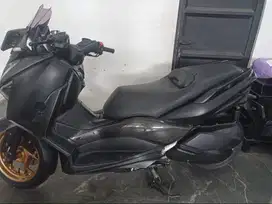 X-MAX 2018 LOW KM Pajak Panjang - Maulana Motor
