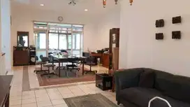 Rumah Asri Di Ciumbuleuit Dekat Univ Parahyangan
