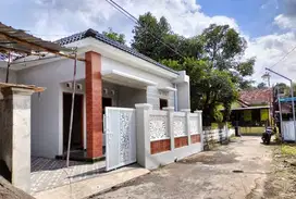 RUMAH BARU dekat BALAIDESA SELOMARTANI KALASAN SLEMAN YOGYAKARTA