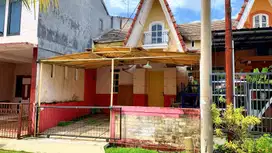 Rumah Terawat 1 Lt di Sentul 4 Menit ke Stasiun Hadap Utara J-17784