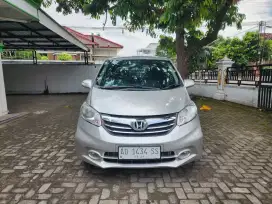 Honda Freed Psd 2013