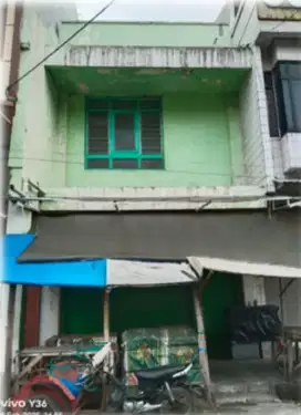 Dijual rumah toko di lokasi strategis ramai