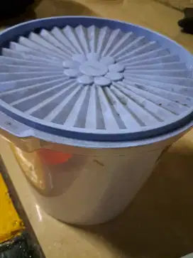 Toples Serbaguna