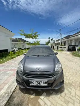 Mobil Ayla cantik