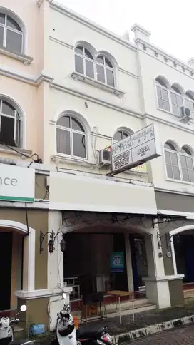 Ruko 3 Lantai Lokasi di Kawasan Ruko Casa Grande Depok Sleman