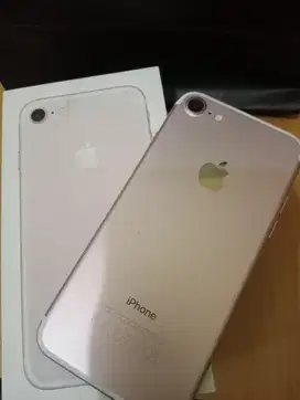 iPhone 7 32GB iBox