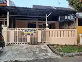 Rumah satu lantai kondisi bagus di Metropolitan Rawa Lumbu Bekasi