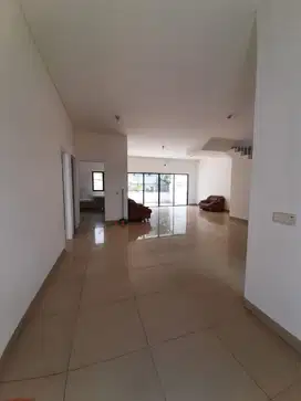 Dijual Cepat Rumah di bawah harga NJOP di Cluster Cassia JGC Jakarta
