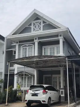 Best Deal! Rumah Cantik 2 lantai di Kota Wisata