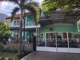 Rumah Luas Dua Lantai Semi Furnished di Permata Puri I Cimanggis Depok