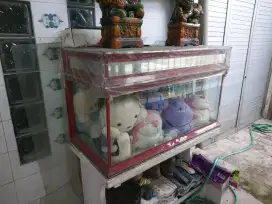 Aquarium besar untuk ikan