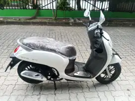 SCOOPY PRESTIGE KEYLES PUTIH 2024 BEKAS BERKUALITAS BERGARANSI