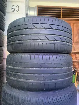 Ban Bridgestone Potenza S001 RFT/Runflat 275 35 r20 1pcs
