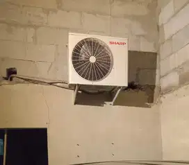 AC Sharp 1 pk like new