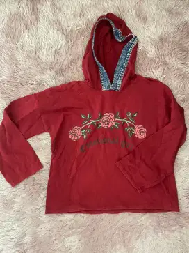Kaos Hoody Wanita