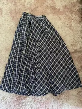 Rok Korea Wanita