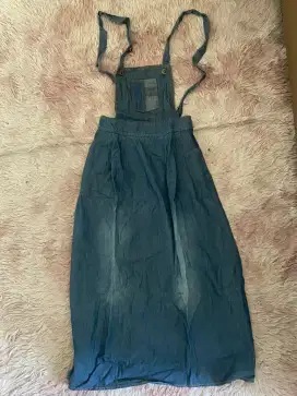 Overall Jeans Wanita