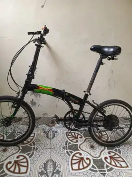Dijual sepeda lipat ring 20 siap pakai