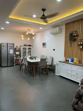 Casa Jardin semi furnish full renov 3 lantai