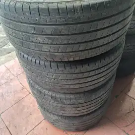 Ban mobil 235 45 18 bridgestone turanza
