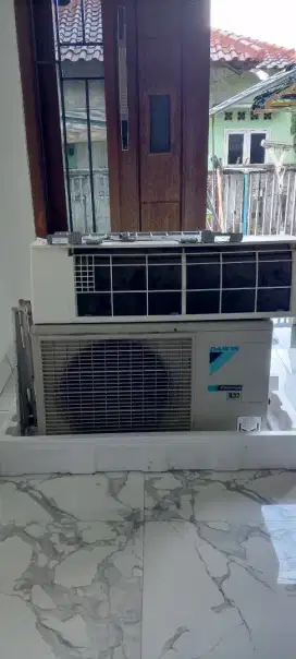 Jual AC daikin thailand