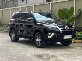 Toyota Fortuner G 2.4 AT Diesel 2019 Hitam NEGO SAMPE JADI