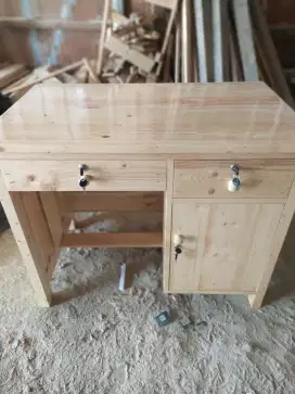 Meja kantor/meja kasir/meja belajar