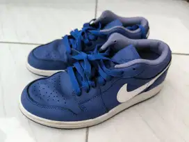 Air Jordan 1 Low SE Deep Royal Blue