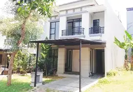 Rumah delatinos bsd shm hadap selatan