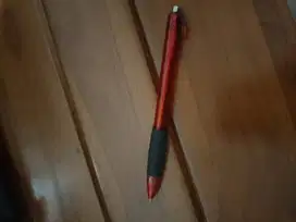 pulpen bagus berwarna orange
