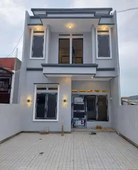 Rumah Dijual 2 Lantai Dekat Tol Juanda