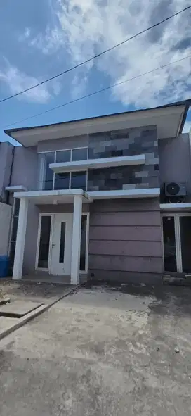 1827. Dijual Rumah Citi9 Airport Village Sidoarjo