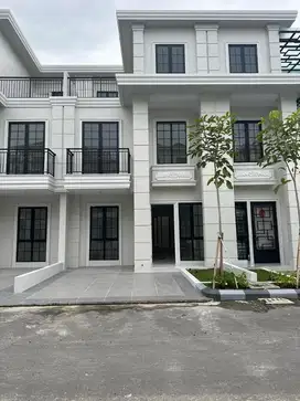 DIJUAL VILLA RUMAH JEWEL PARK POLONIA MEDAN