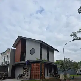 Rumah Baru Bagus Posisi depan Vanya Park BSD