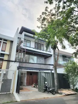 Rumah baru 3 lantai  di Citra 2 extension