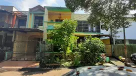 Rumah Cantik 2 lantai Siap Huni
