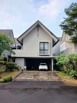 Rumah di Veteran Bintaro Jakarta Selatan