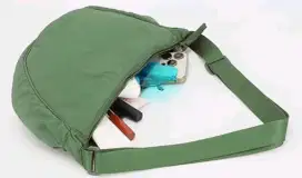 Tas slempang gratis buat siapapun