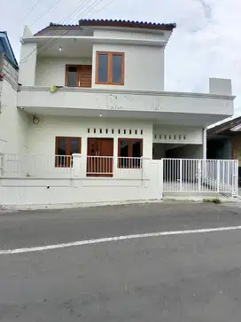 Rumah baru tepi jalan area Jongke Sleman
