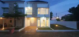 Dijual Rumah Baru Bagus Turun Harga di Kreo Perbatasan Jakarta Selatan
