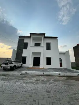 Dijual rumah mewah