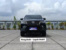 Toyota Fortuner 2.8 GR Sport AT 2022