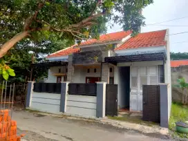 Di jual rumah bagus siap huni,lingkungan aman dan tenang