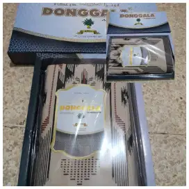 sarung tenun donggala