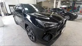 Toyota Yaris Cross G MT 2023 Hitam PREMIUM Condition B2042KRE