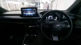 Toyota Yaris Cross G MT 2023 Hitam PREMIUM Condition B2042KRE