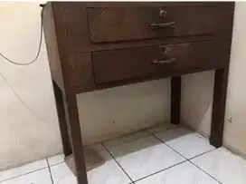 Meja kasir lorokan