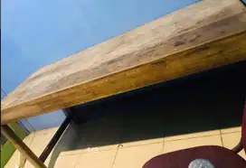 Meja panjang kayu