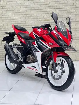 Honda CBR 150 2019 Kilometer 10rb Unit Grade A  - Zaky Mustika