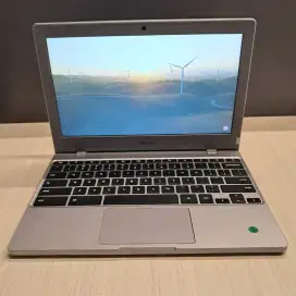 Laptop Samsung OS Chrome SSD 32GB,Ringan dan kencang